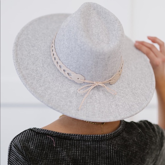 Accessories - Light Gray Wide Brim Fedora Hat